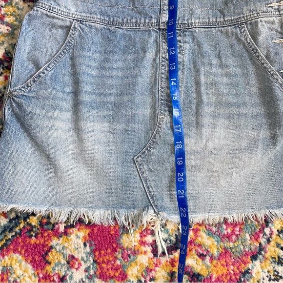 Free People Torn Up Jumper Denim Skirt Overalls size 4 - Picture 3 of 5